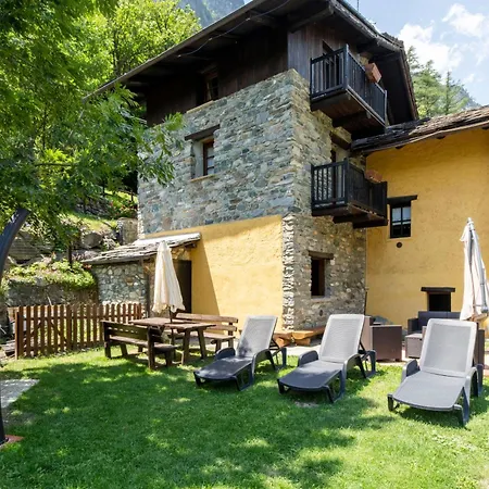 Covalou Aparthotel Antey-Saint-André